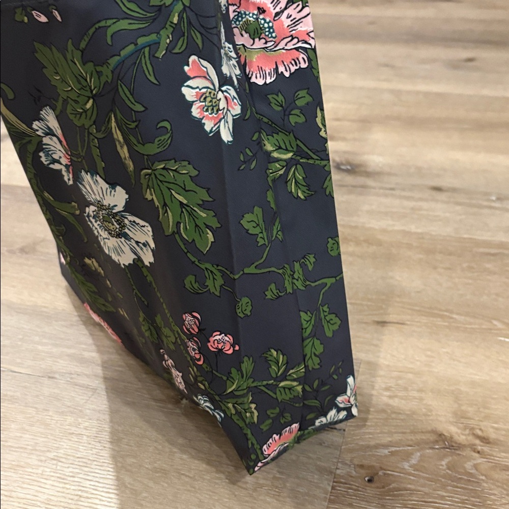❌SOLD❌NEW [Tuckernuck] Floral Designer Shopping Tote Everyday Shoulder Bag - Picture 6 of 10